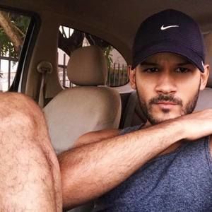 Meet your Posher, José